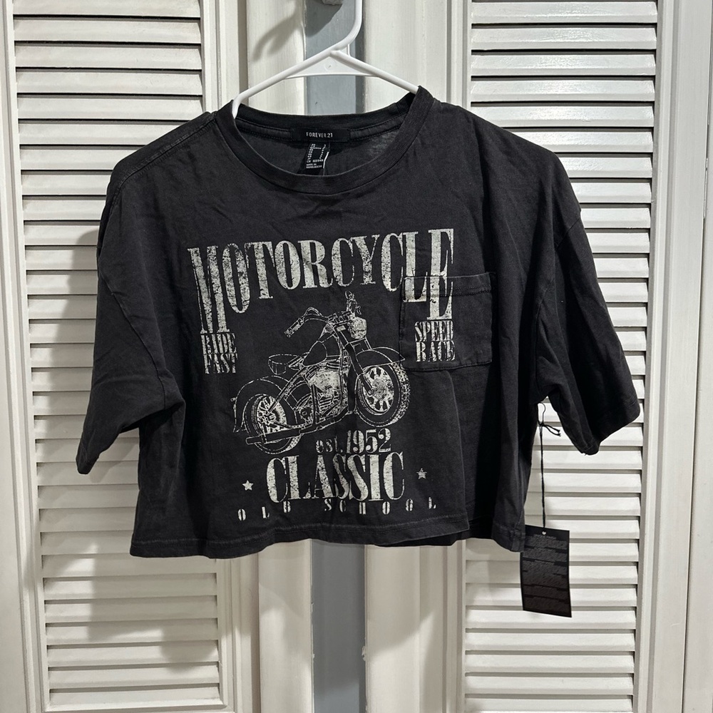 Forever 21 Charcoal Graphic Tee